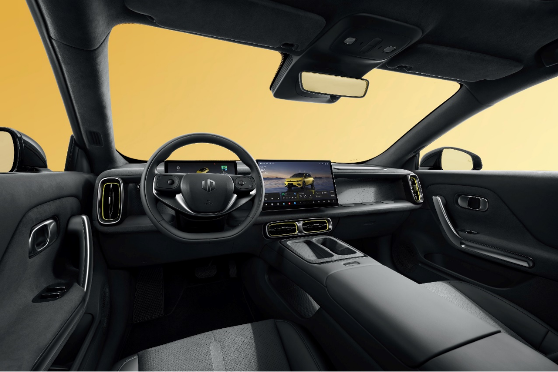起售价不到10万元全系标配无框车门,零跑Lafa5能否(fǒu)征(zhēng)服(fú)年(nián)轻(qīng)化(huà)市(shì)场(chǎng)
