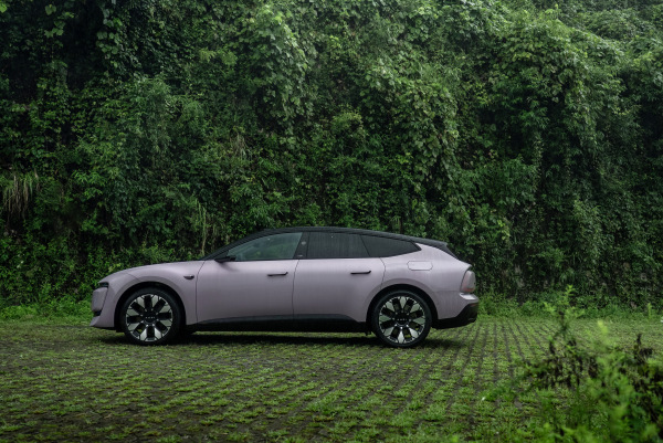 试驾奥迪E5 Sportback:第一台带quattro的智能电动车,一台颜值能打的驾驶者之车