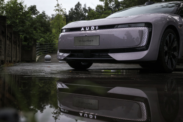 试驾奥迪E5 Sportback:第一台带quattro的智能电动车,一台颜值能打的驾驶者之车