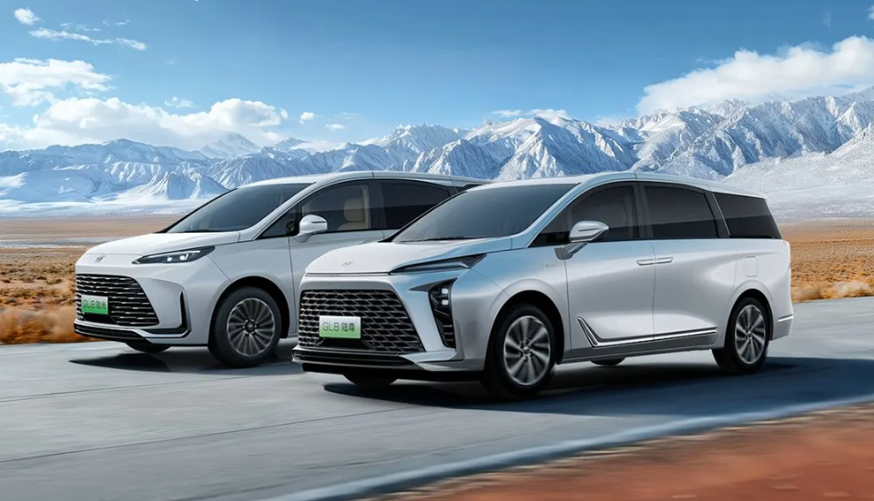 销(xiāo)量(liàng)破十万,GL8再“开挂”,GL8陆尚月销五连冠,新能源家用占八成