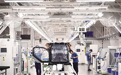 7月汽车出口同比增超八成 车企加速全球化布局