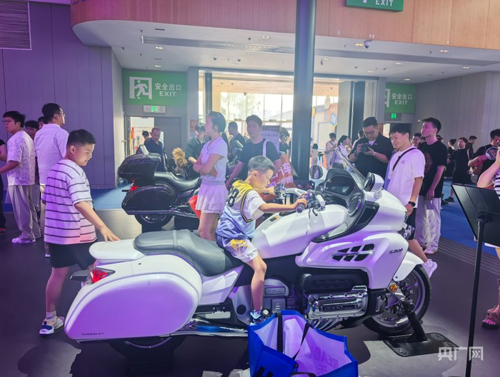 车展现场（央广网记者 昌思荣 摄）